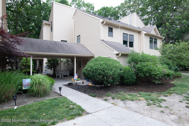 Property Photo:  506 Daffodil Drive  NJ 08527 