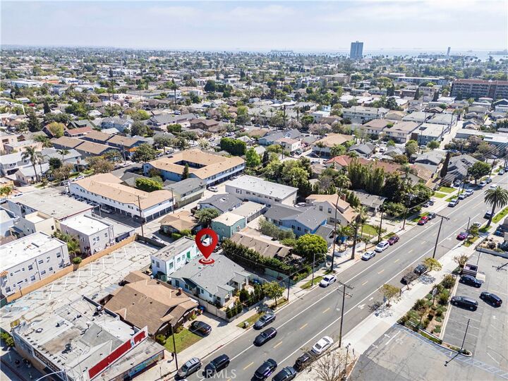 Property Photo: 672 Junipero CA 90814