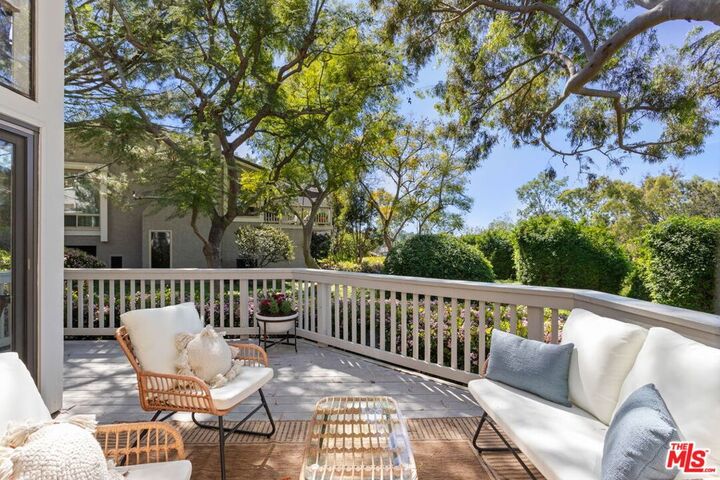 Property Photo:  11 Rocky Knoll 12  CA 92612 