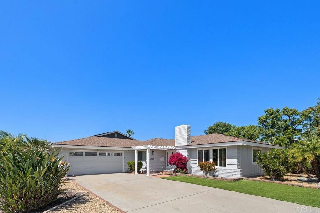 Property Photo: 3298 Mercer Lane CA 92122