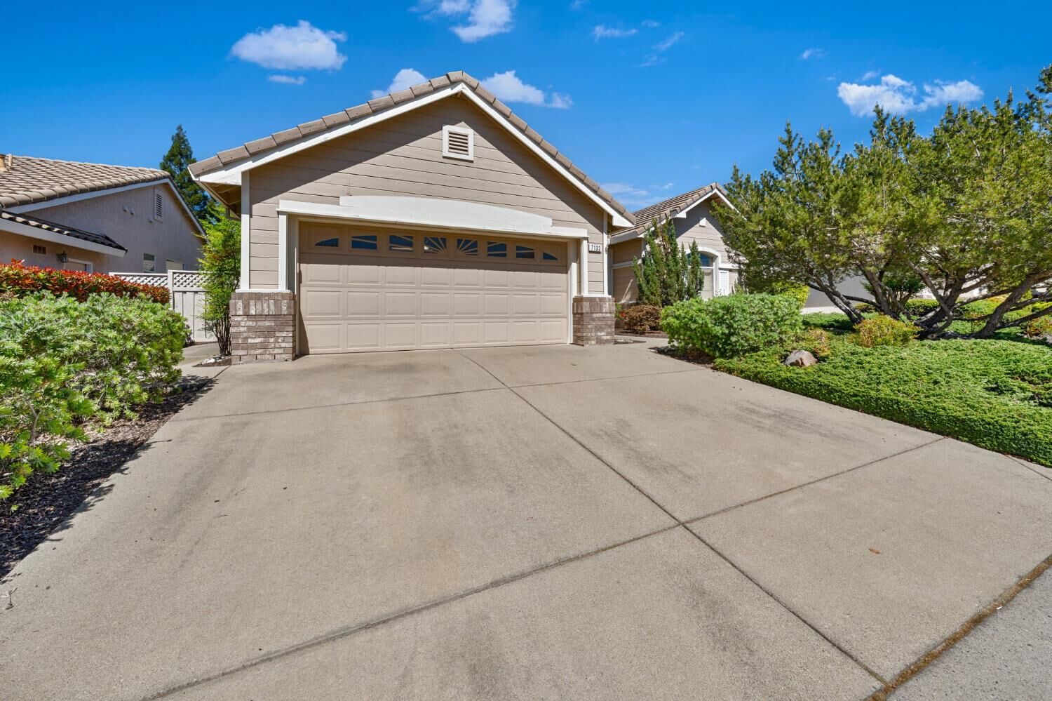 Property Photo:  7133 Secret Garden Loop  CA 95747 