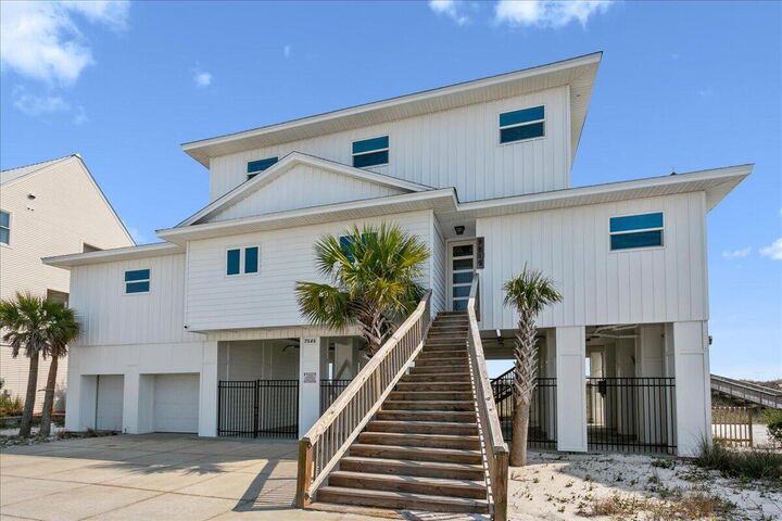 Property Photo: 7515 Gulf Boulevard FL 32566