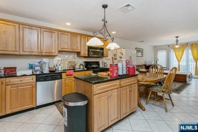 Property Photo:  341B E Columbia B  NJ 07650 