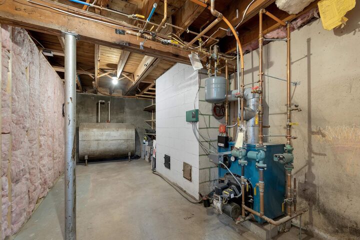 Property Photo:  17 Winchester Street  NH 03801 