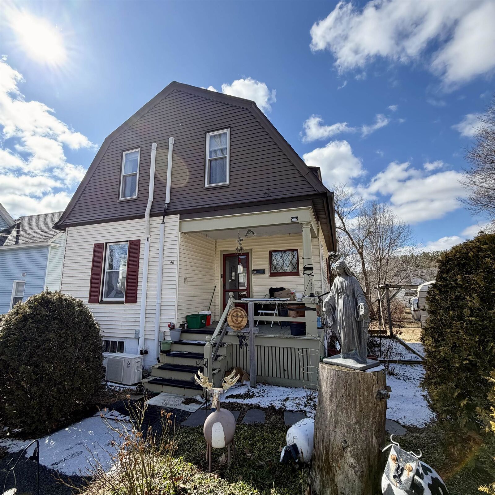 Property Photo:  46 Hough Street  NH 03820 