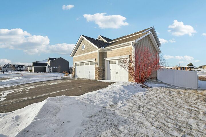 Property Photo: 18468 70th Avenue N MN 55311