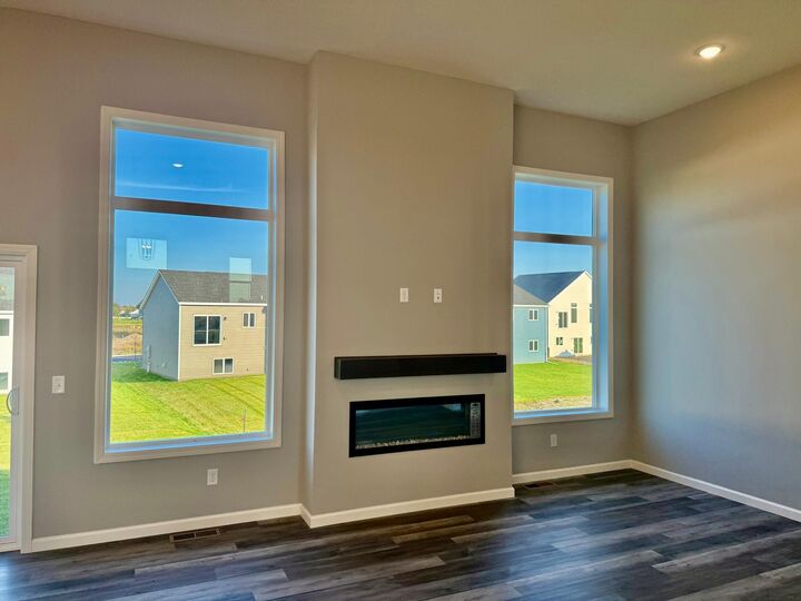 Property Photo:  2739 Ivy Avenue NE  MN 55376 
