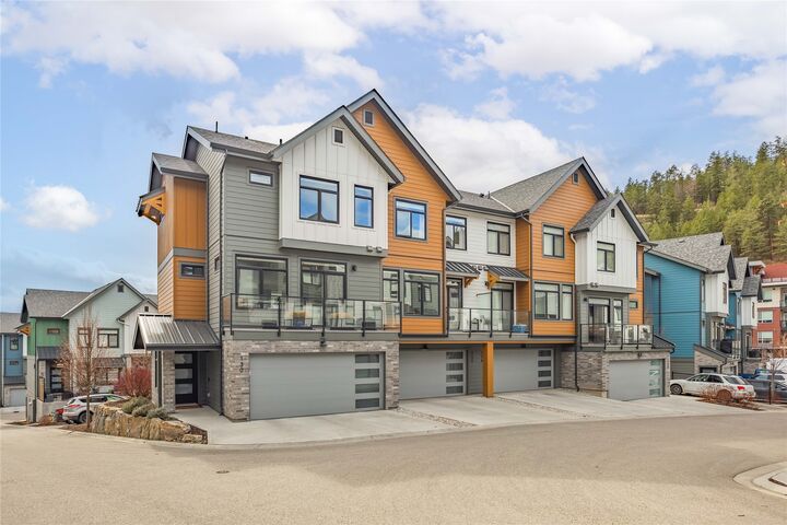 Property Photo: 1435 Cara Glen Court 129 BC V1V 0G1