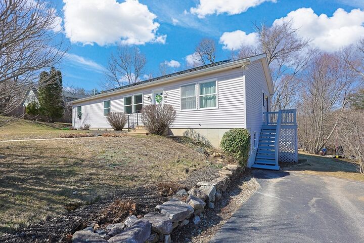 Property Photo: 17 Keryn Ct MA 01588