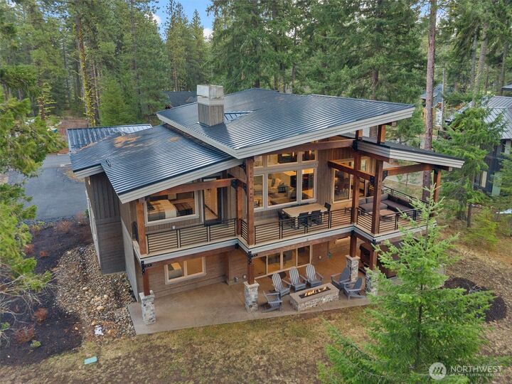 Property Photo: 890 Larkspur Loop WA 98922