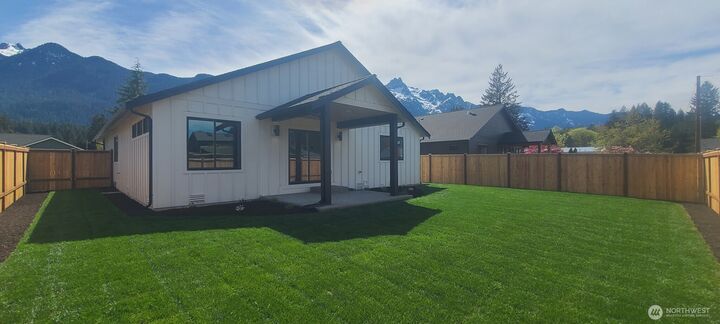 Property Photo:  1170  Darrington Street  WA 98241 