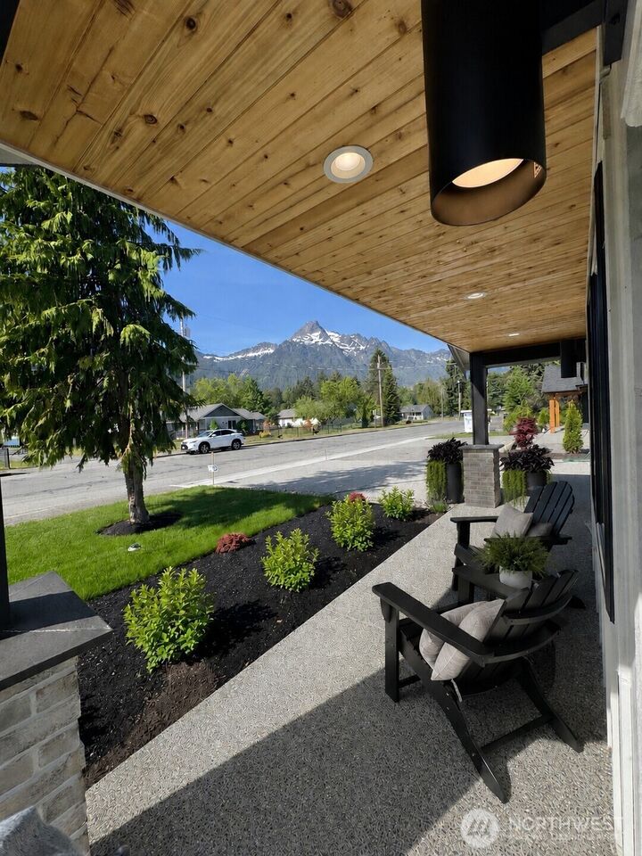 Property Photo:  1170  Darrington Street  WA 98241 