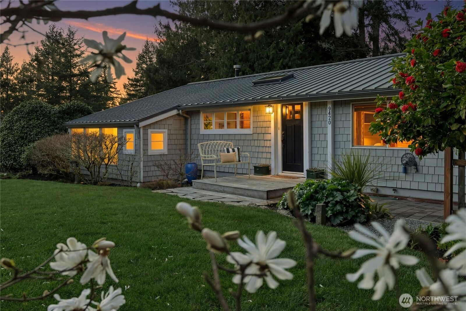 Property Photo: 9420 NE Eric Avenue WA 98110