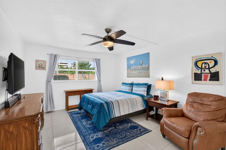 Property Photo: 550 SW 2nd Avenue 125 FL 33432