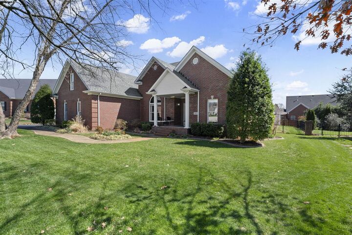 Property Photo:  965 Threewood Circle  KY 42103 