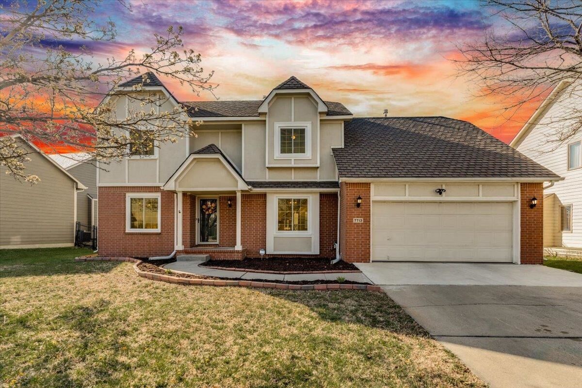 Property Photo: 7713 E Oakmount St KS 67226