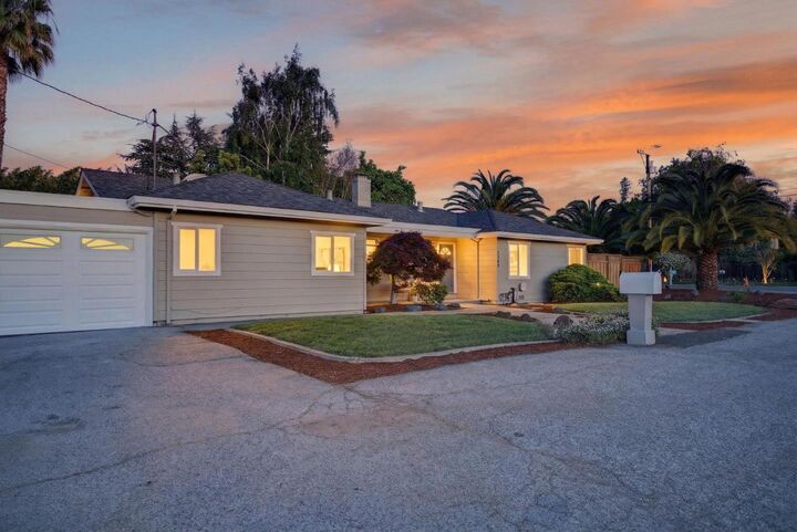 Property Photo:  2169 Yorkshire Way  CA 94040 