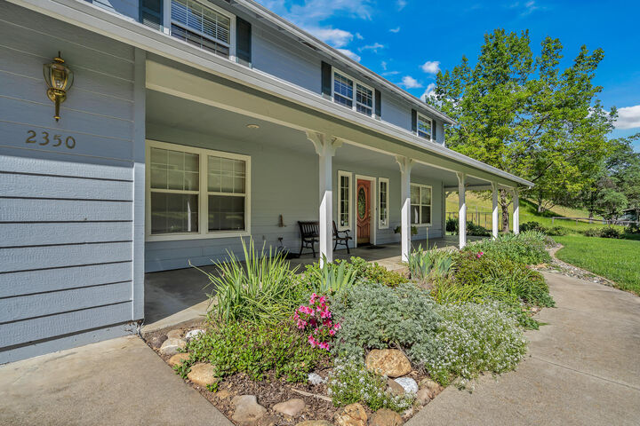 Property Photo: 2350 Puma Trail CA 96001