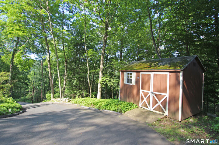 Property Photo:  15 Scenic View Drive  CT 06470 