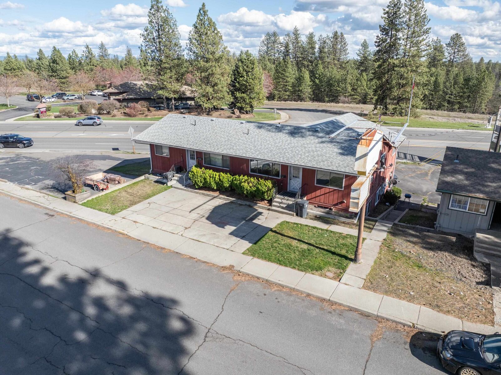 Property Photo:  1717 2nd St  WA 99004 