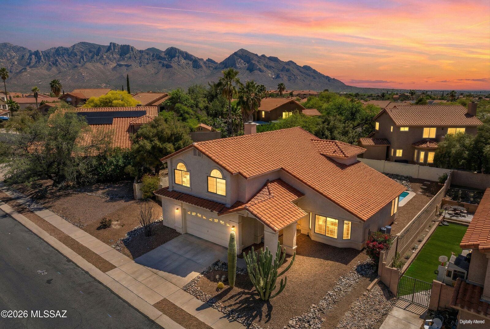 Property Photo:  1091 W Graythorn Place  AZ 85737 