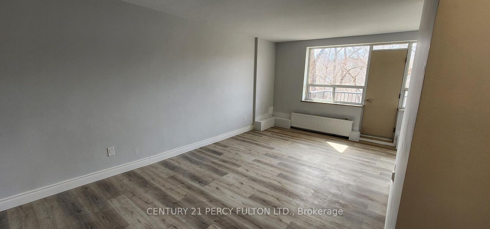 Property Photo:  2202 Weston Road 103  ON M9N 1Y3 