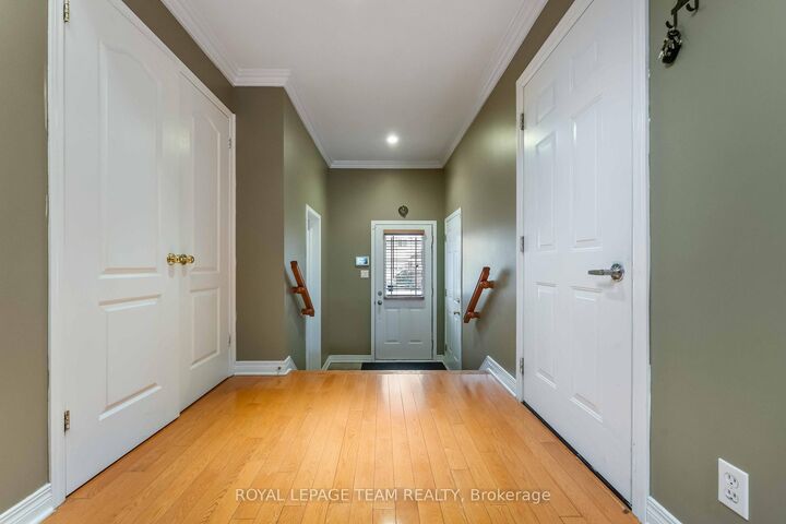 Property Photo:  191 Deerfox Drive  ON K2J 4W8 