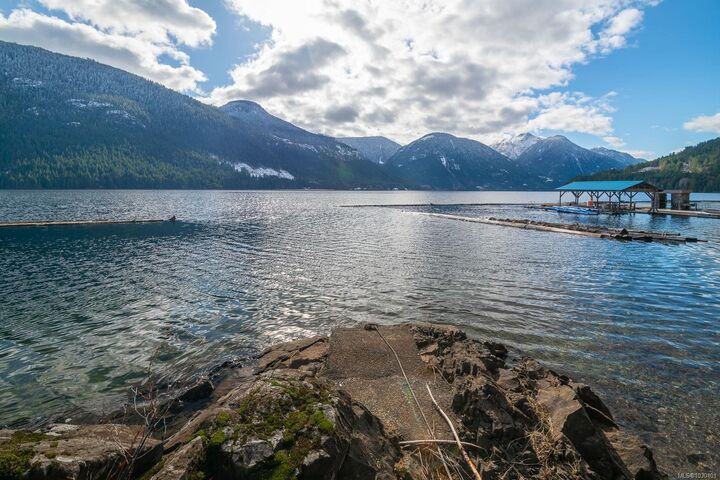 19320 Pacific Rim Hwy — photo 1