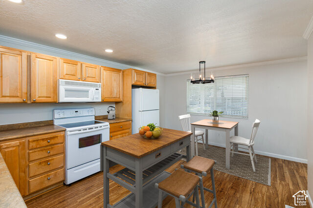 Property Photo: 4022 S Vernon Cir E B UT 84124