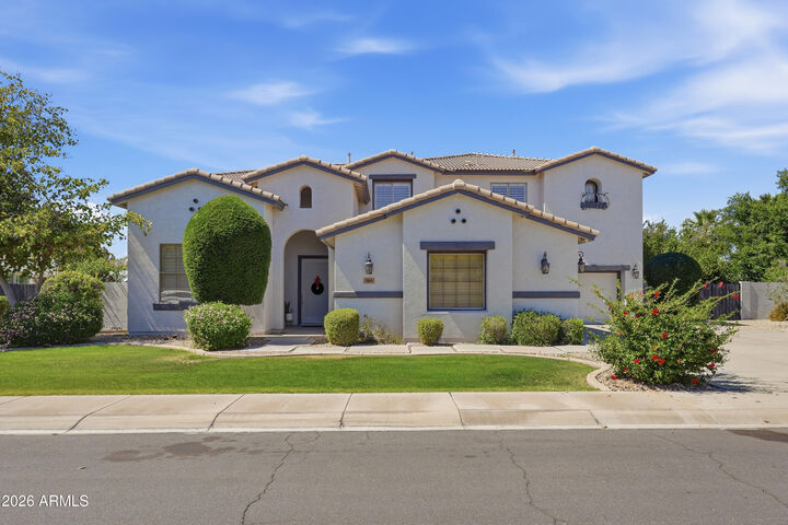 Property Photo:  558 E Mead Place  AZ 85249 