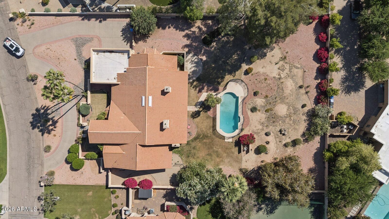 Property Photo:  9814 N 53rd Place  AZ 85253 