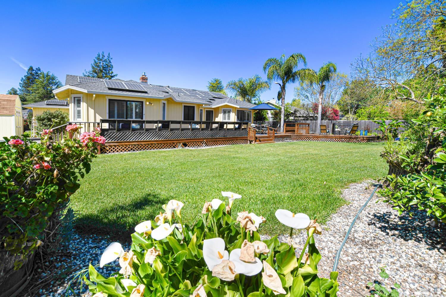 Property Photo:  186 Barrio Way  CA 95492 