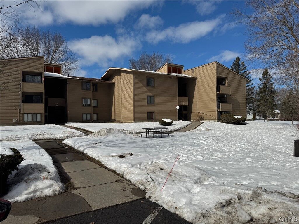 Property Photo:  44 Watertree Drive 44  NY 13057 