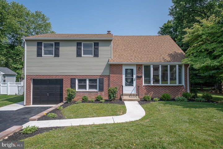 Property Photo: 503 Poplar Road PA 19031