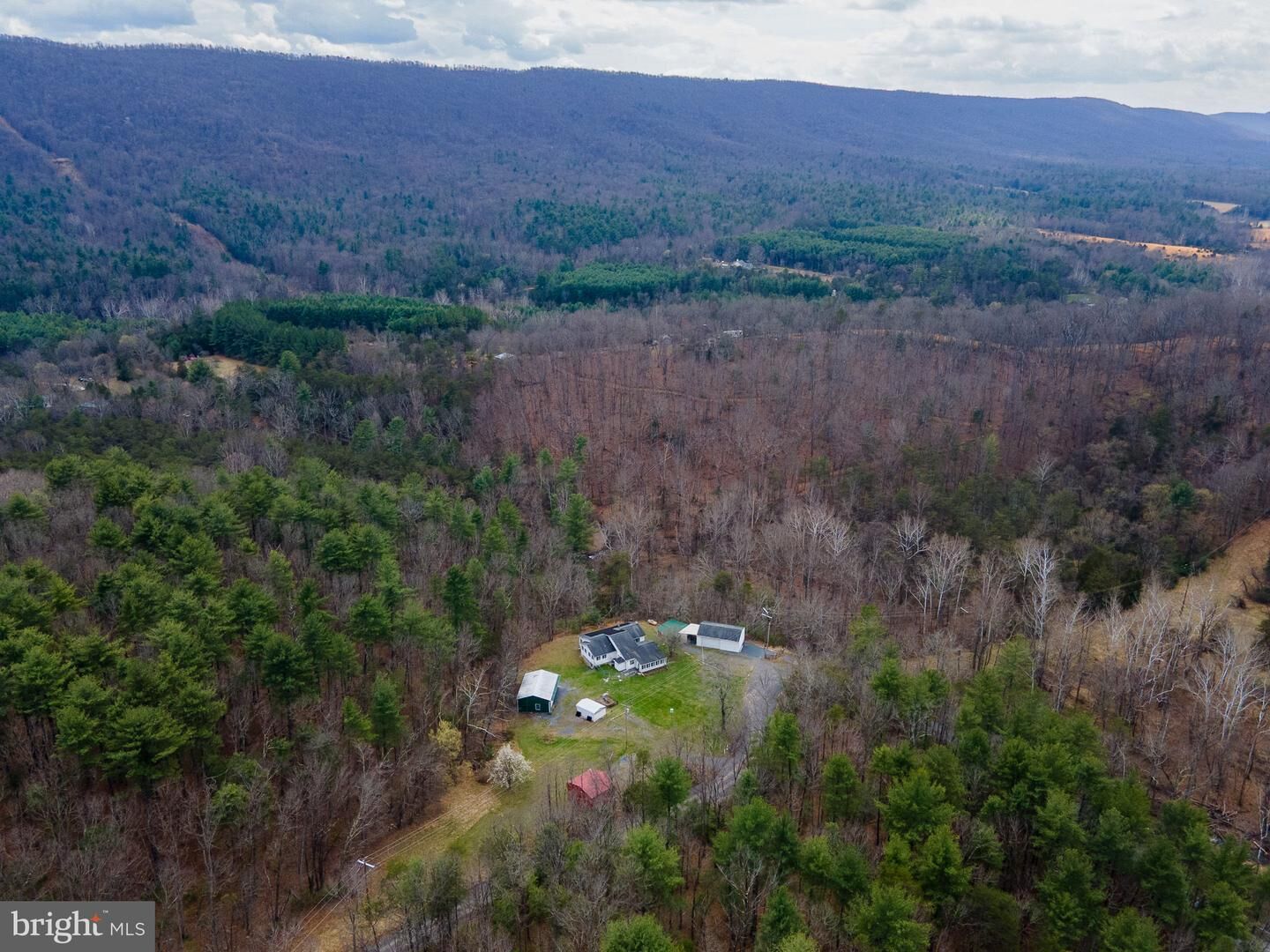 Property Photo:  1605 Paddys Run Road  VA 22654 