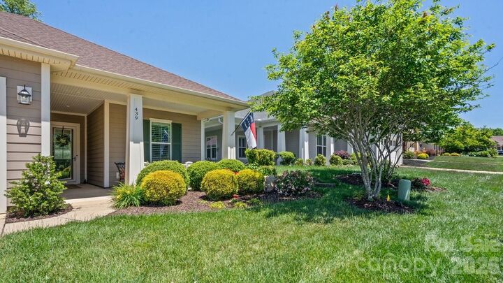 Property Photo: 439 Granite Lake Court NC 28037