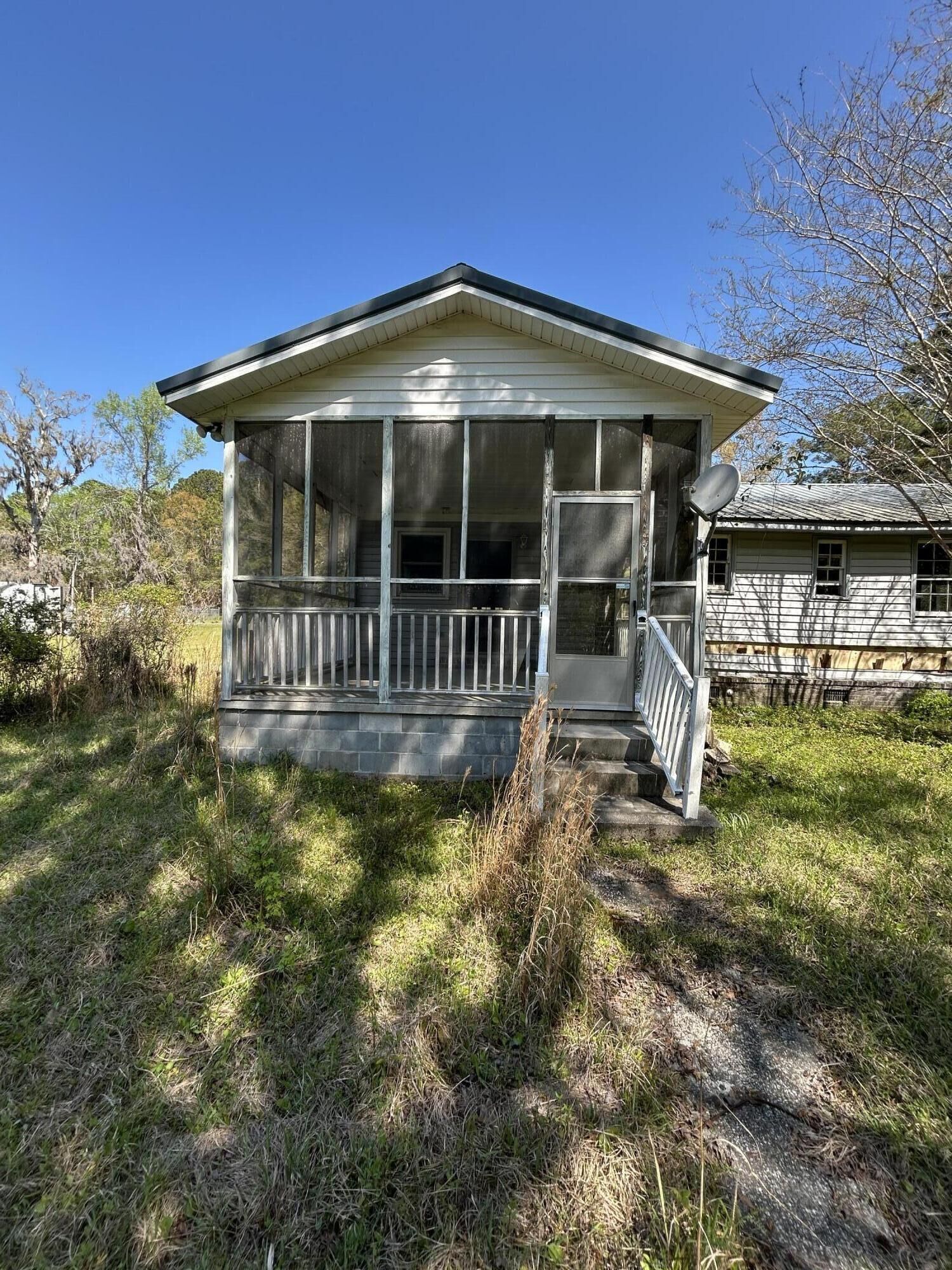 Property Photo:  5795 Dixie Plantation Road  SC 29449 