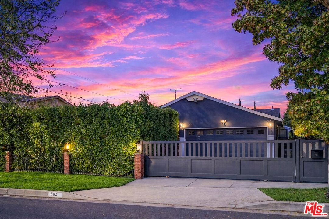 Property Photo:  6821 Babcock Ave  CA 91605 