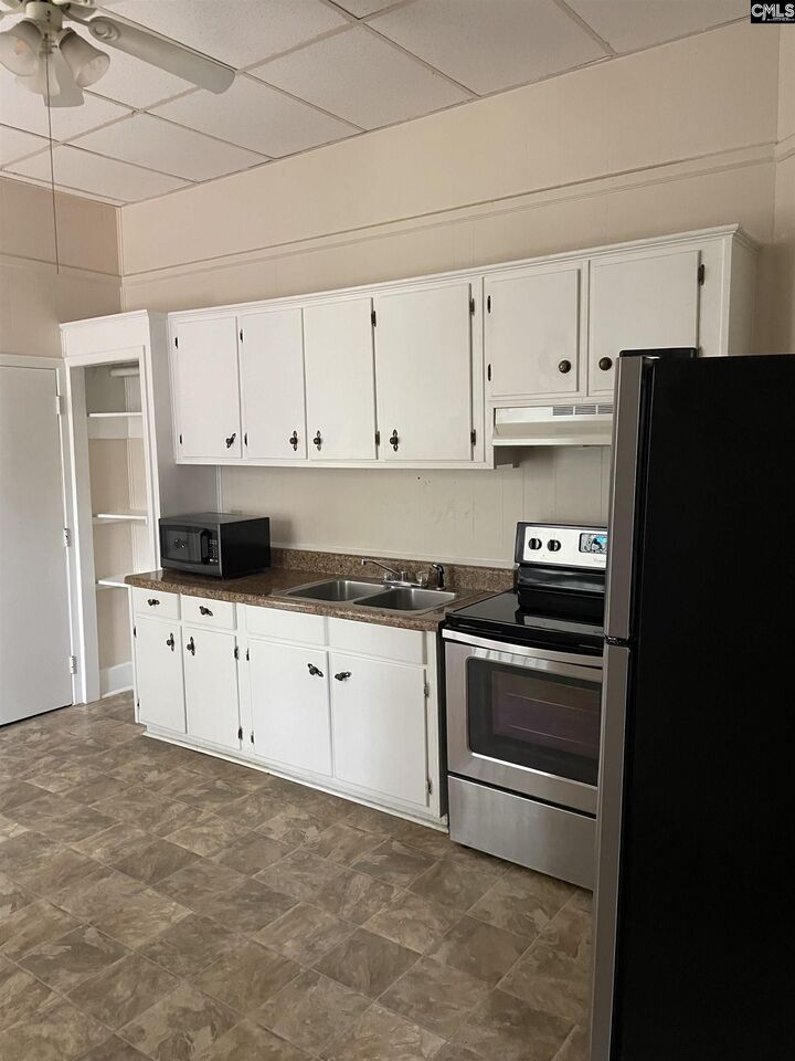 Property Photo: 302-304 Delware 2 SC 29201