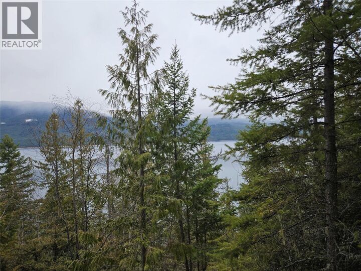 Property Photo:  2180 15th Avenue Northwest  BC V0G 1R1 