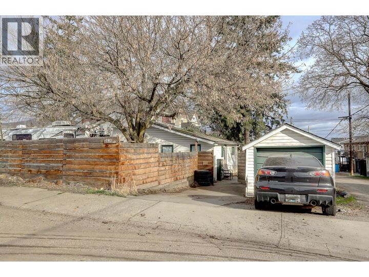 Property Photo:  1703 33 Street  BC V1T 5P9 