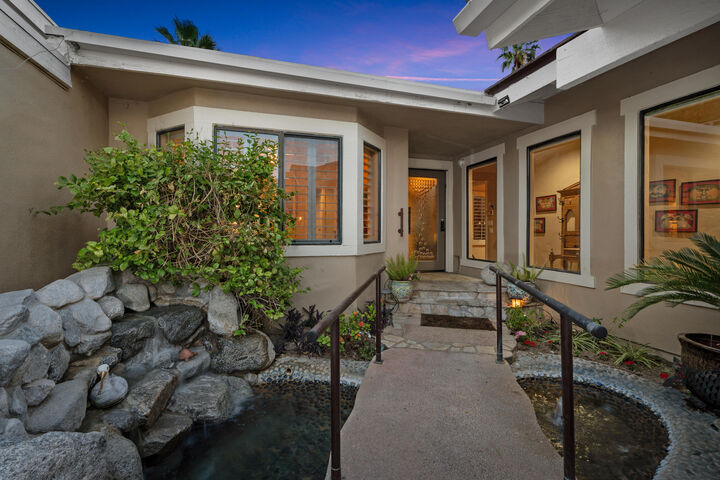 Property Photo:  402 Running Springs Drive  CA 92211 