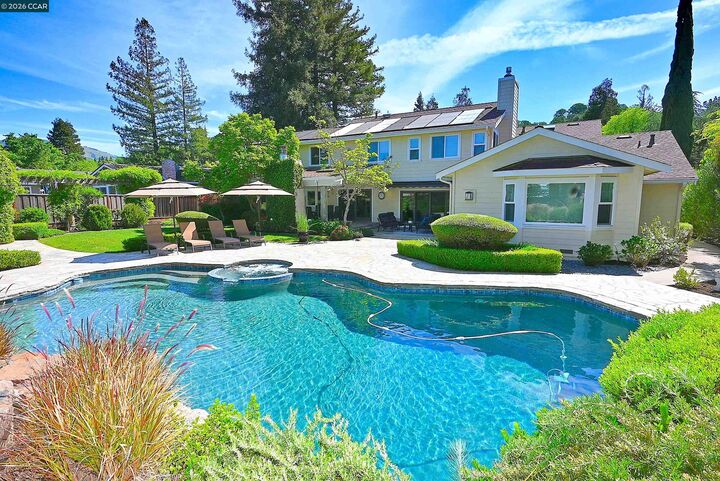 Property Photo:  2648 Comistas Drive  CA 94598 