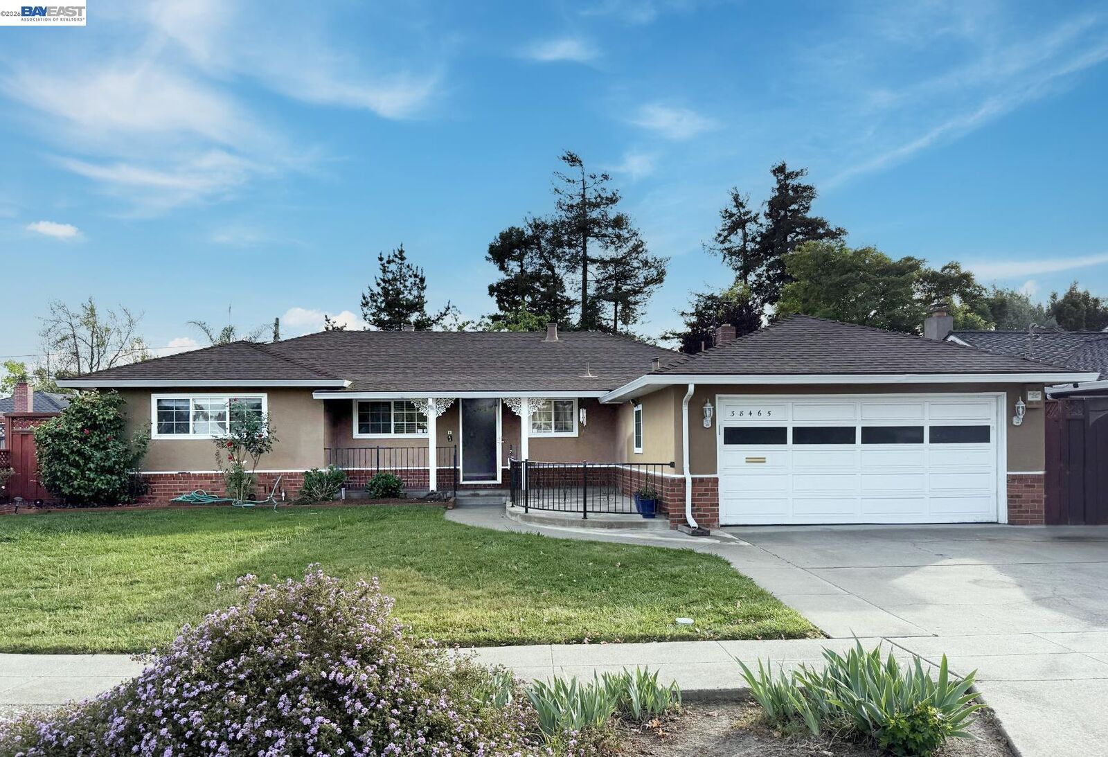 Property Photo: 38465 Blacow Rd CA 94536