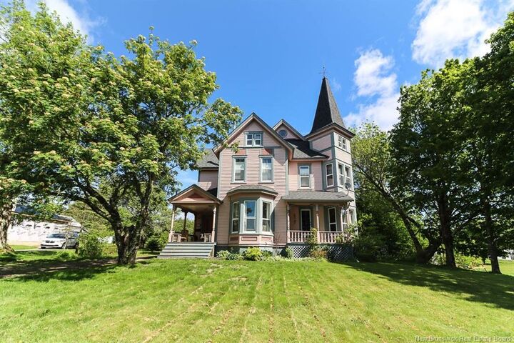 197 Main Street — photo 1