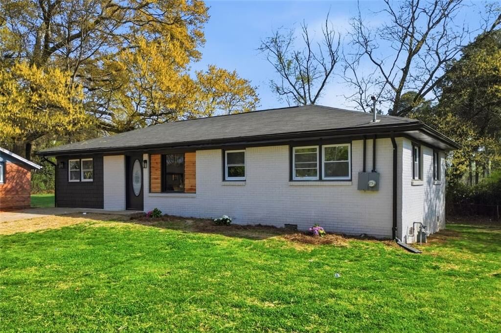 Property Photo:  306 Dink Lane SE  GA 30060 