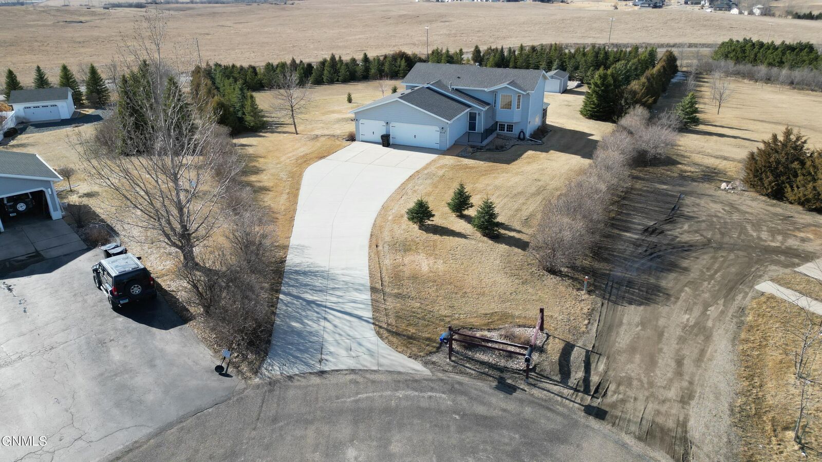 Property Photo:  2710 Big Sky Circle  ND 58503 