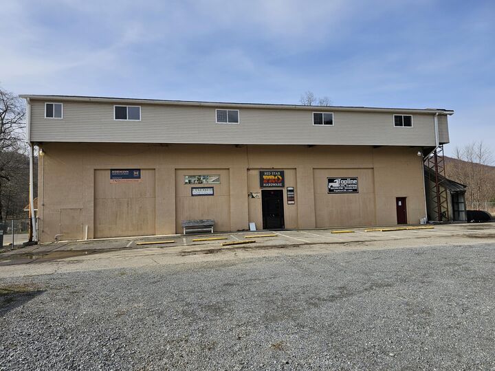 Property Photo:  771 Main St Street  WV 25962 