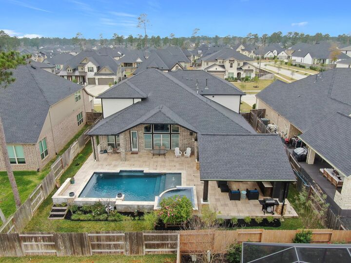 Property Photo:  1067 Lakemont Bend Lane  TX 77362 