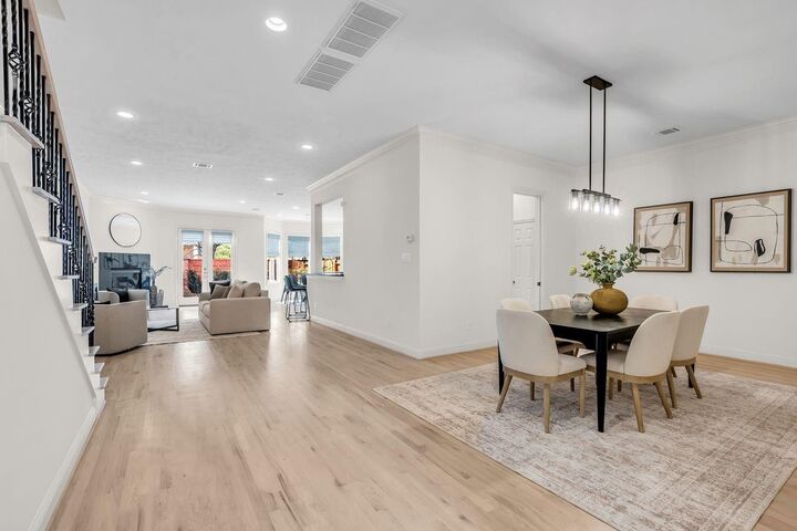 Property Photo:  5329 McCulloch Circle  TX 77056 